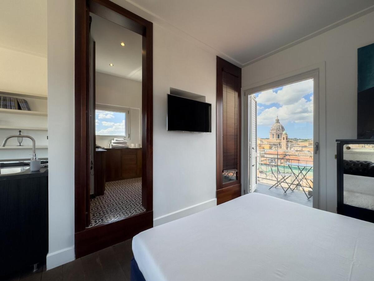 Chasing The Stars Spanish Steps Boutique * Rome