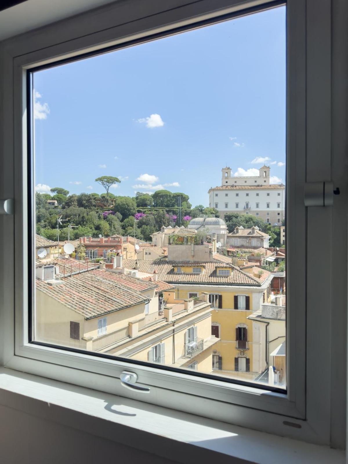 Apartment Chasing The Stars Spanish Steps Boutique *