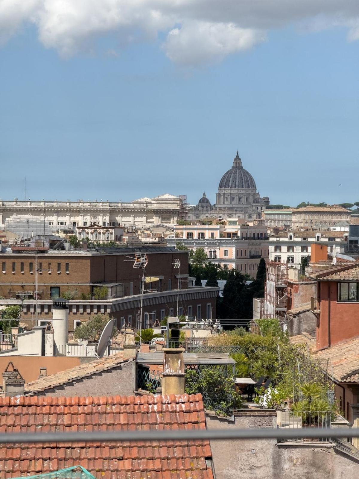 Apartment Chasing The Stars Spanish Steps Boutique