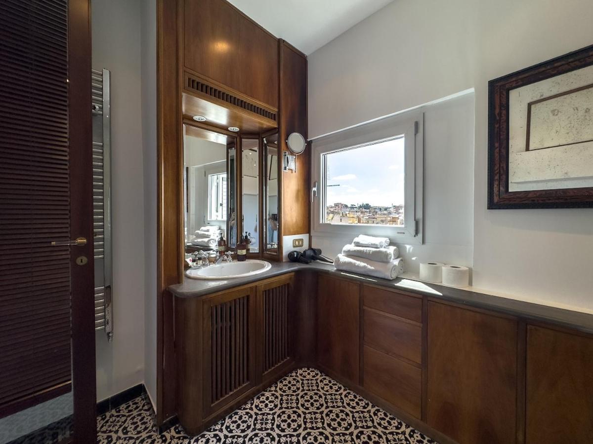 Apartment Chasing The Stars Spanish Steps Boutique Rome